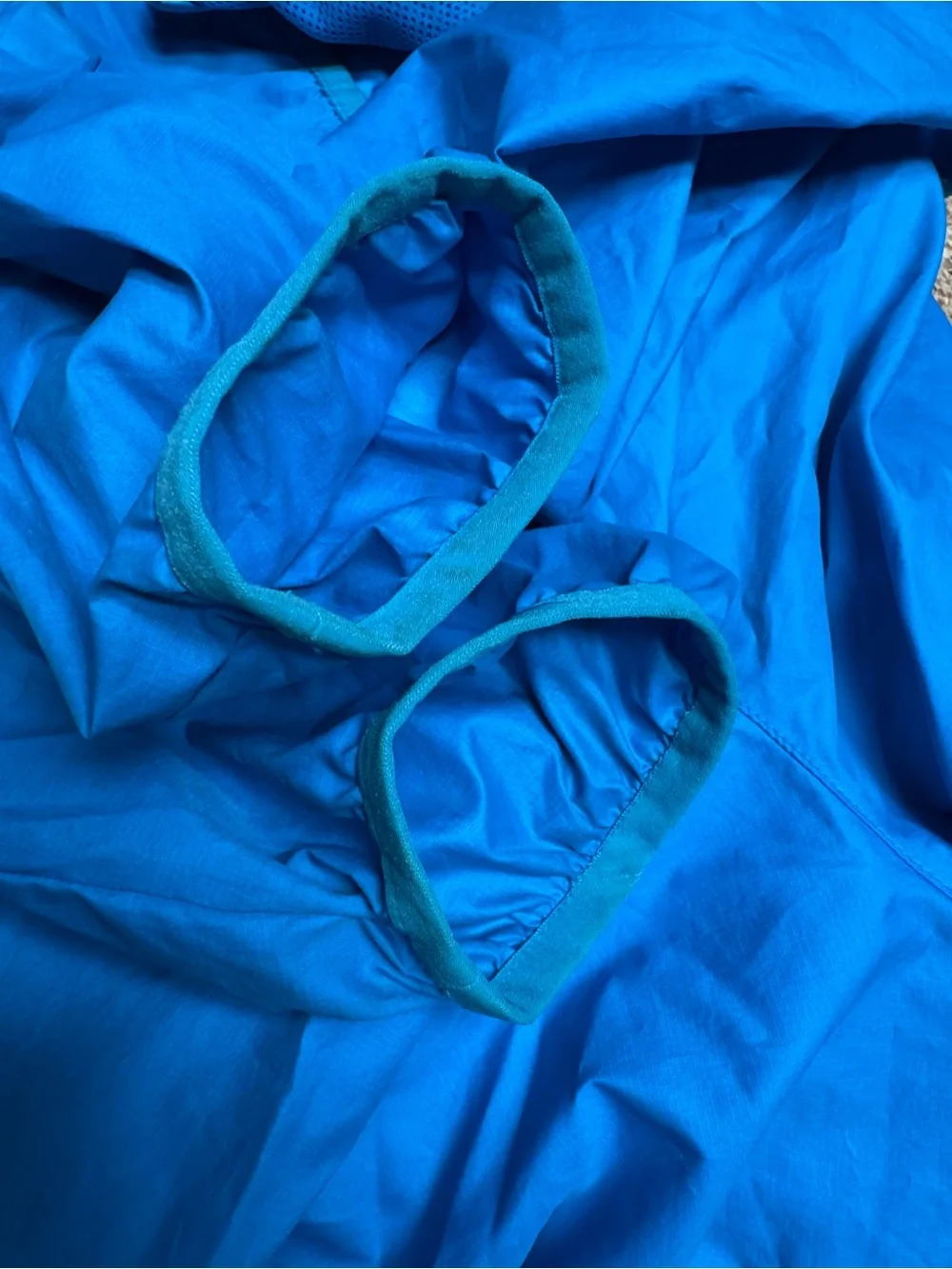 The North Face Men’s Blue Hooded Windbreaker Jacket